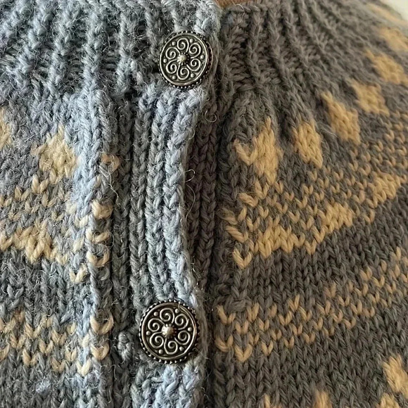 Vintage Sweater Norwegian Wool Hand Knit Cardigan Sweater size M - Picture 4 of 5